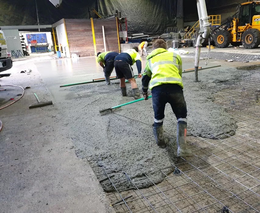 Commercial concrete flatwork and structural slab placement