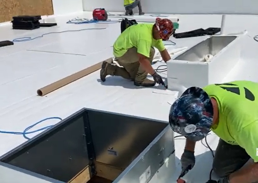 Commercial roofing work coordinated with licensed Florida contractors